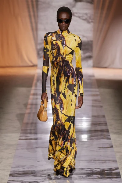 Look 33